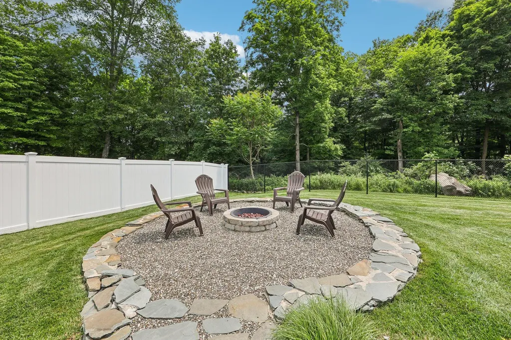 35 Laurel Circle Goshen NY 10924