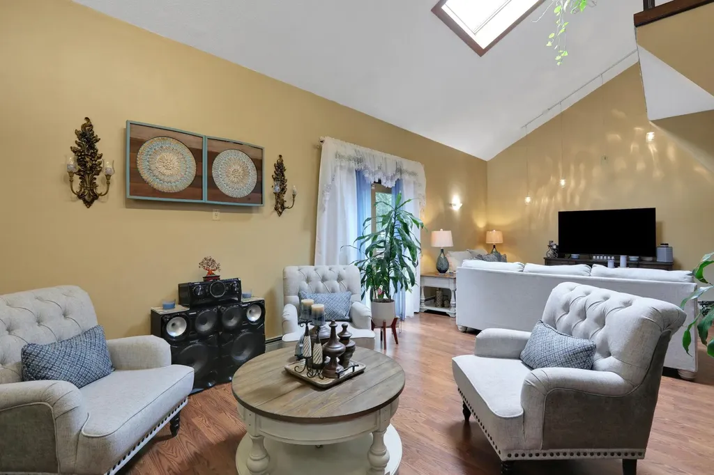 41 Bayberry Circle Fishkill NY 12524