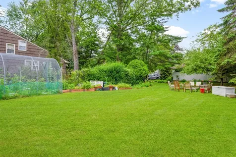 33 Pine Ridge Road Larchmont NY 10538