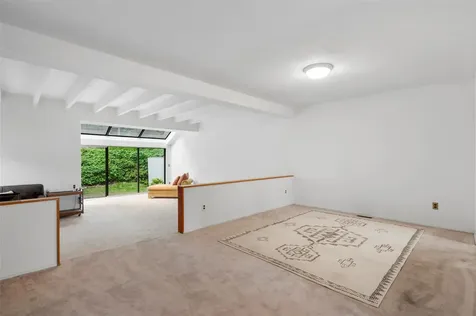 33 Pine Ridge Road Larchmont NY 10538