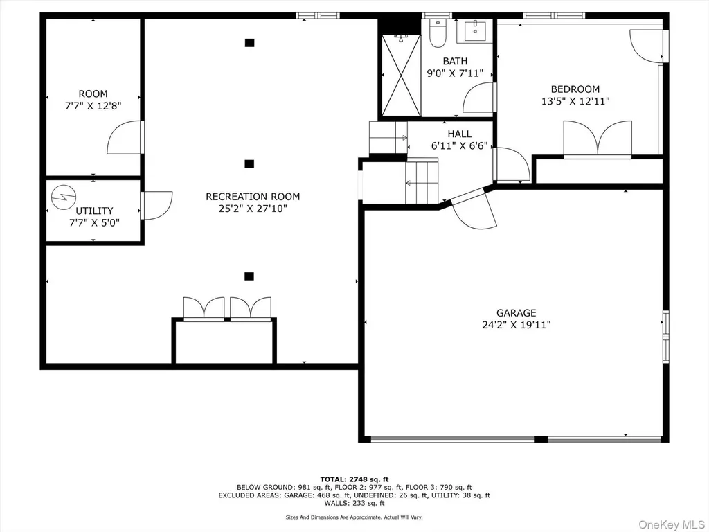8 Junard Drive Roslyn NY 11576