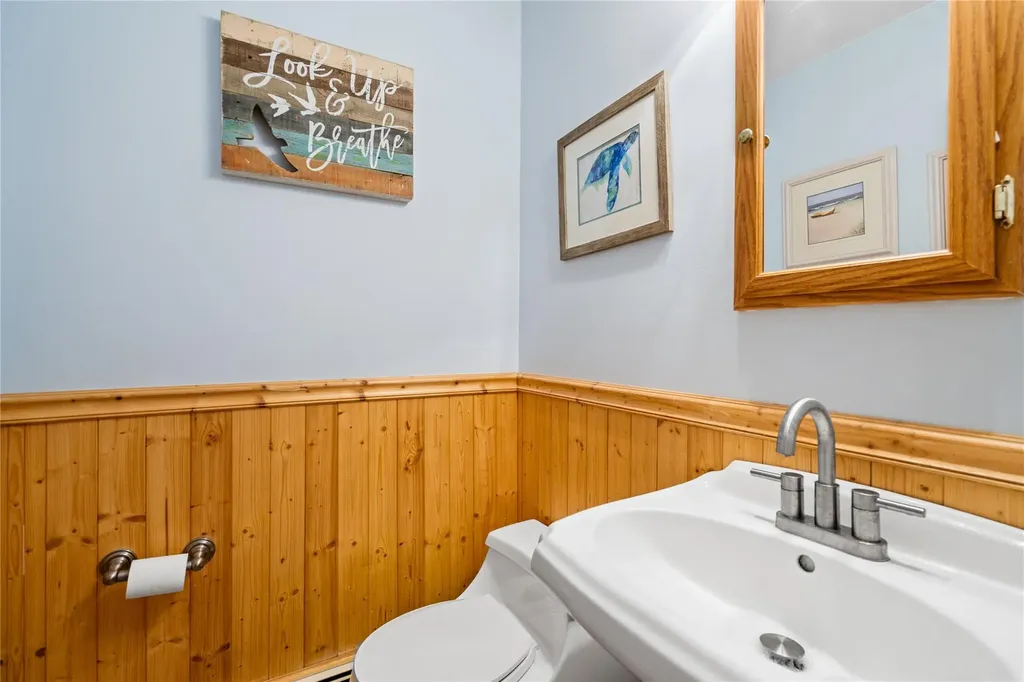 16 Short Way Shoreham NY 11786
