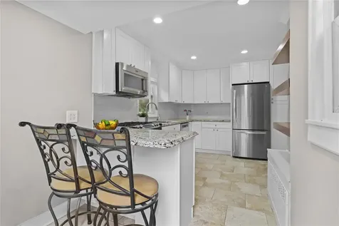 19 Deane Place Larchmont NY 10538