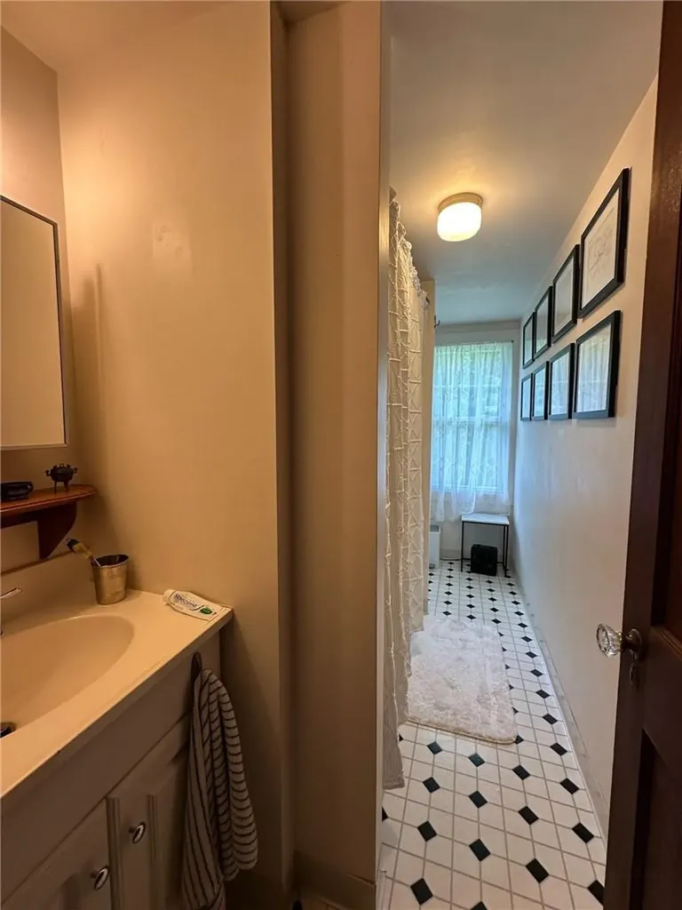 47 Continental Road Warwick NY 10990