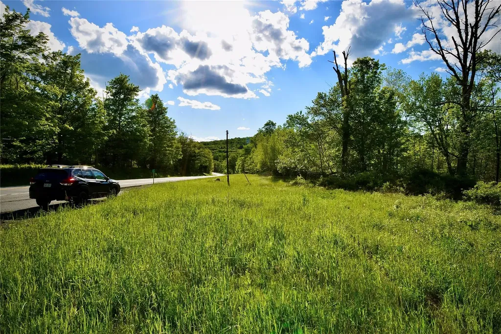 Route 52 Ellenville NY 12489