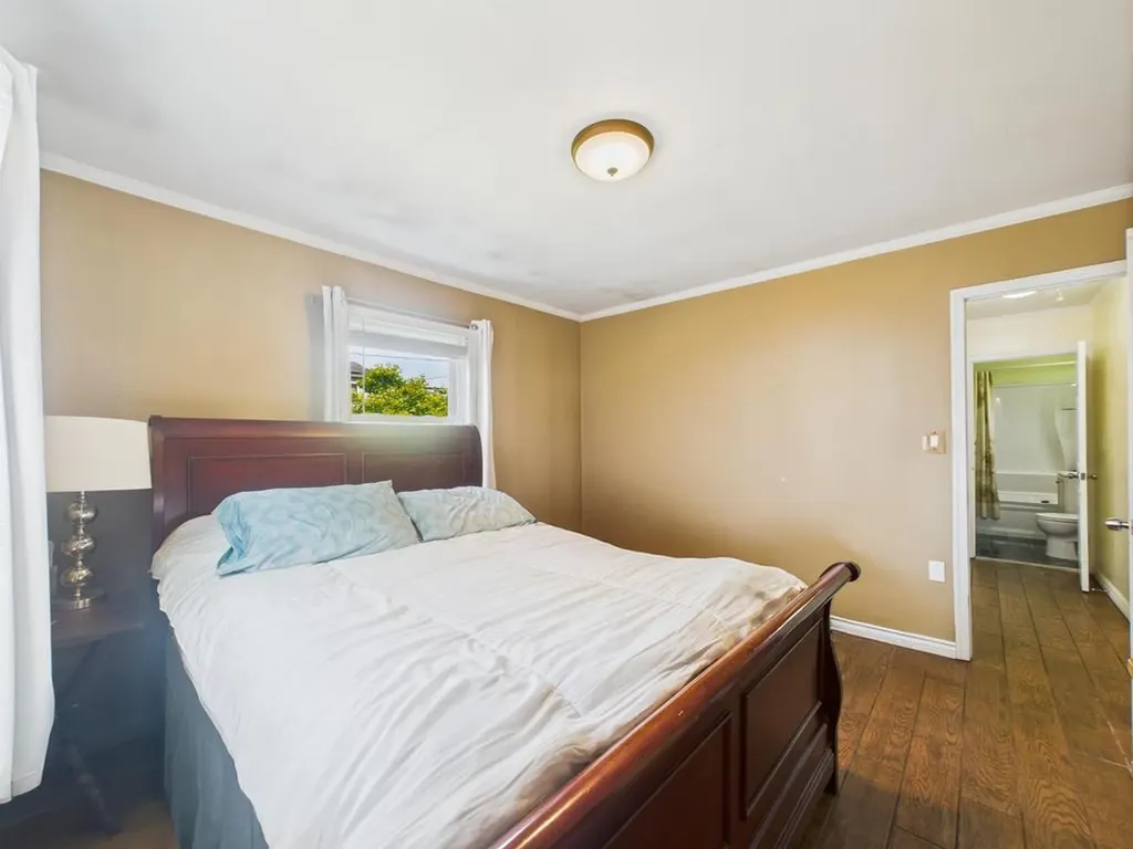 335 Loring Road Levittown NY 11756