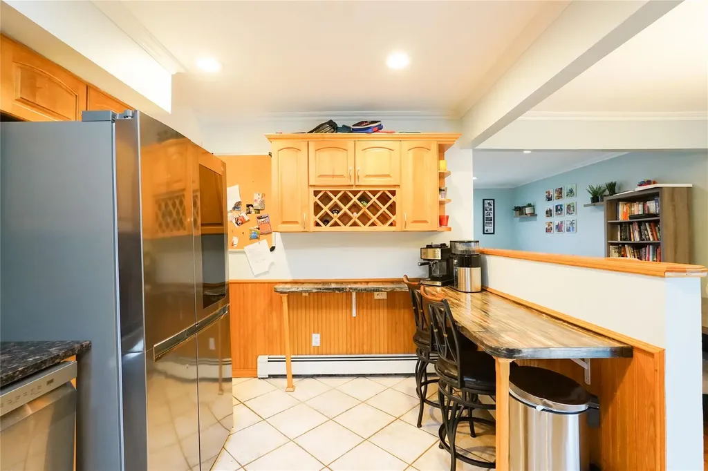 39 Ontario Avenue Plainview NY 11803