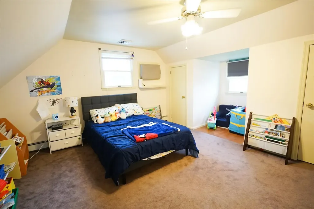 39 Ontario Avenue Plainview NY 11803