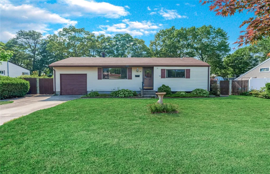 168 Gibbs Road Central Islip NY 11722
