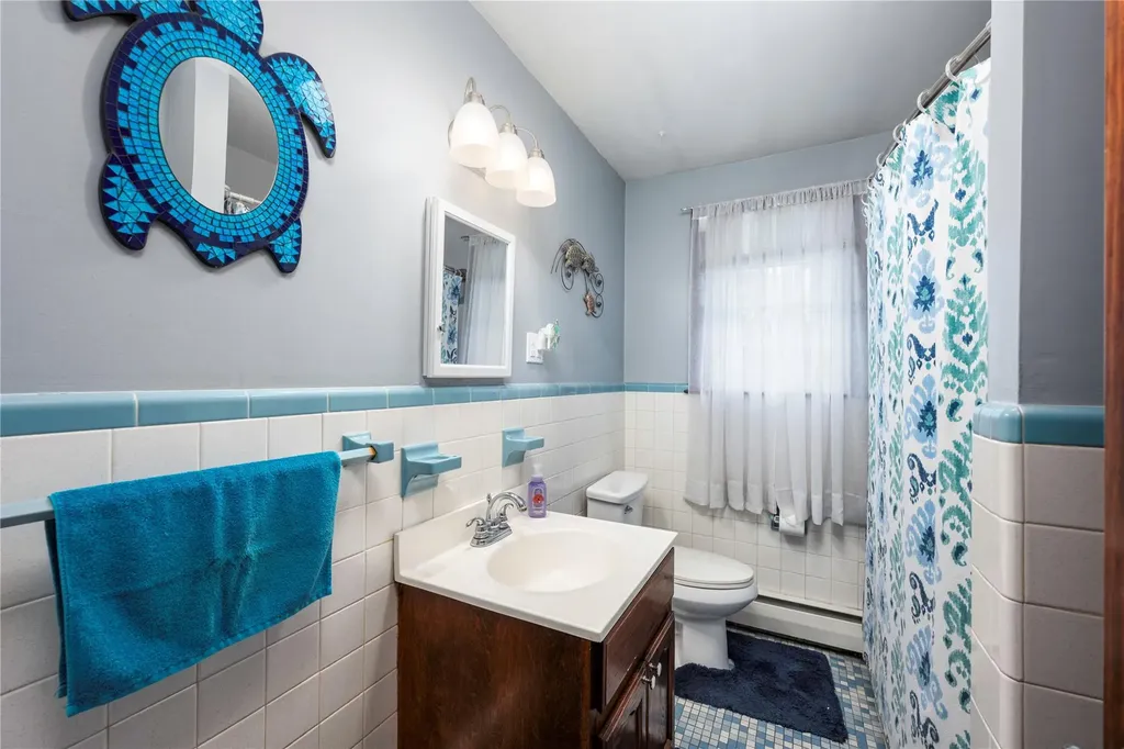 41 Circle Drive Hyde Park NY 12538