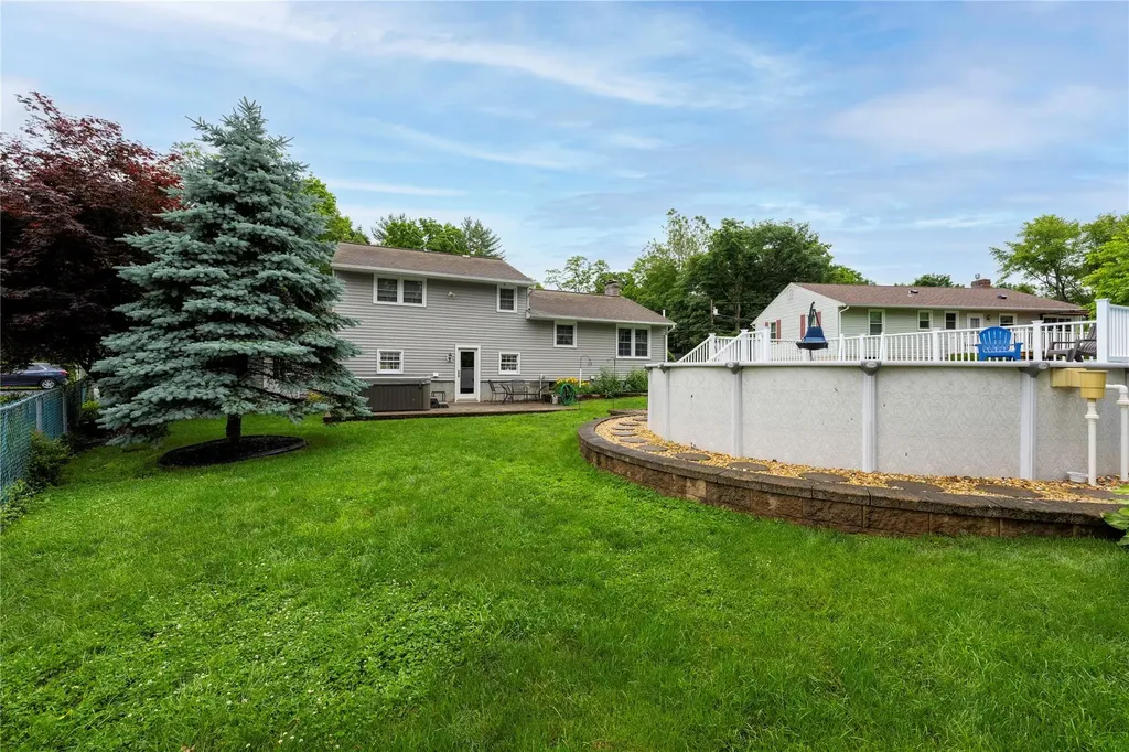 41 Circle Drive Hyde Park NY 12538