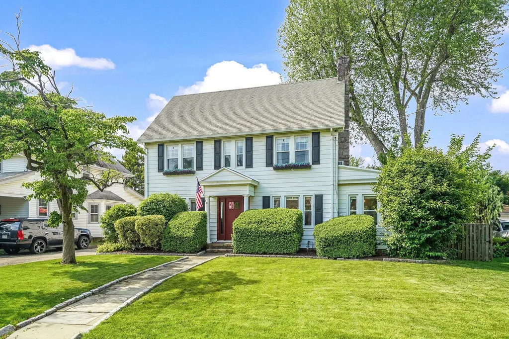 184 Chatterton Parkway White Plains NY 10606