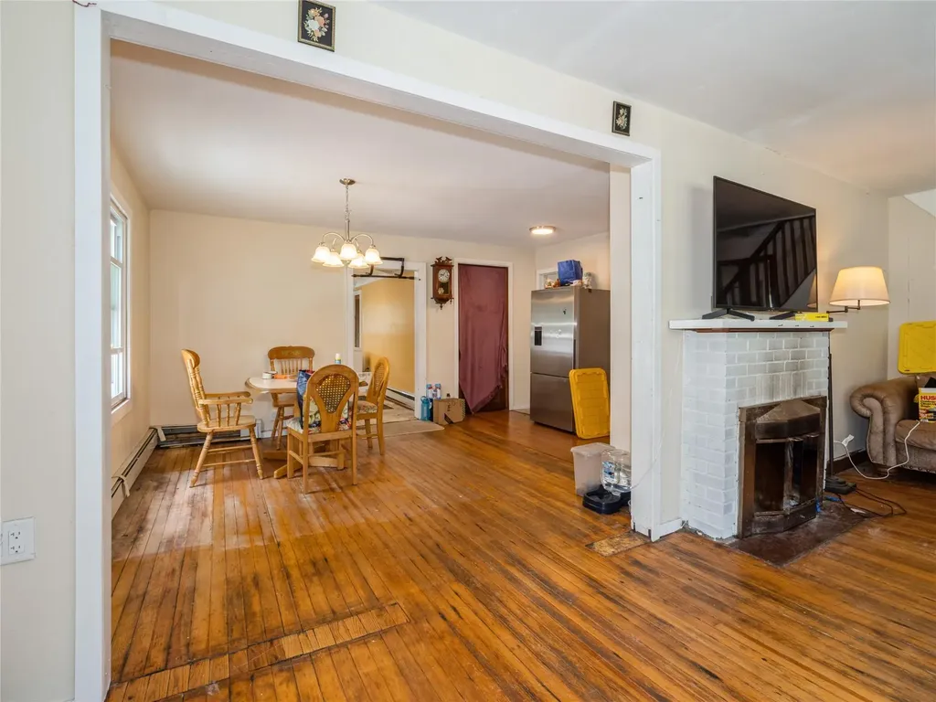 413 Vassar Road Poughkeepsie NY 12603