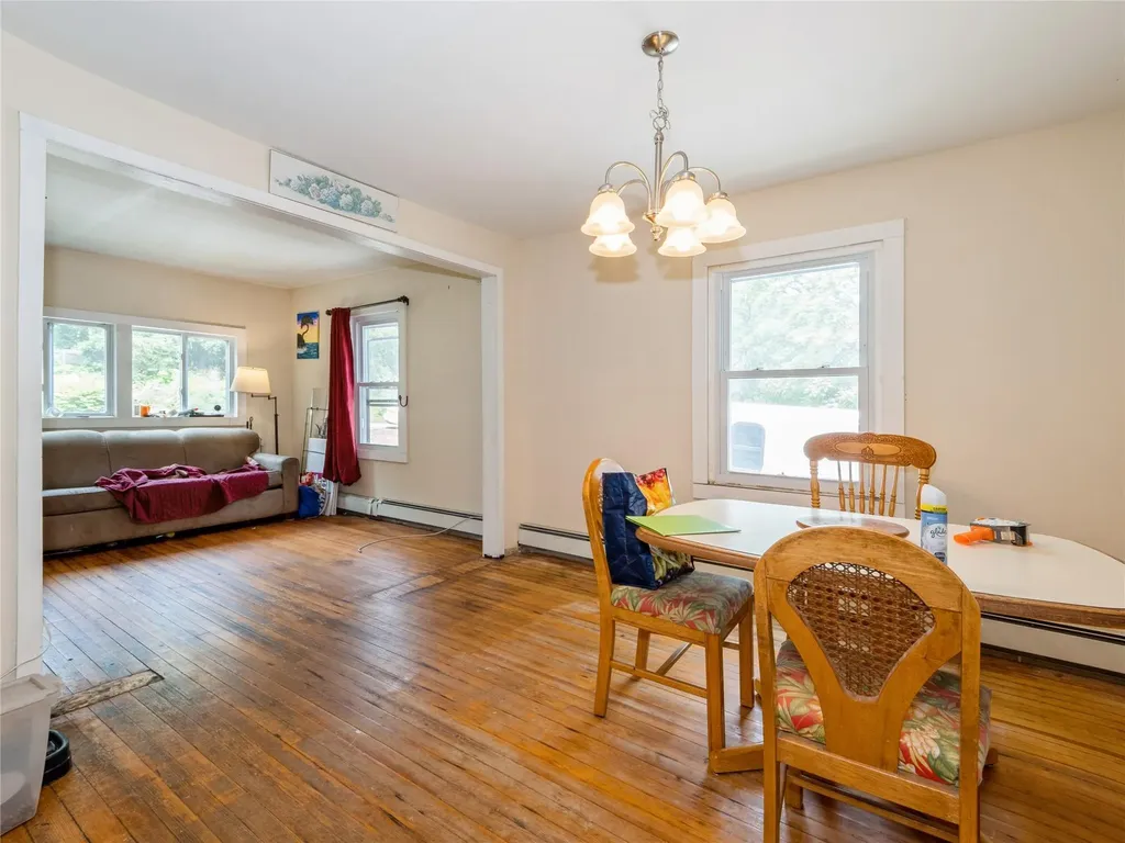 413 Vassar Road Poughkeepsie NY 12603