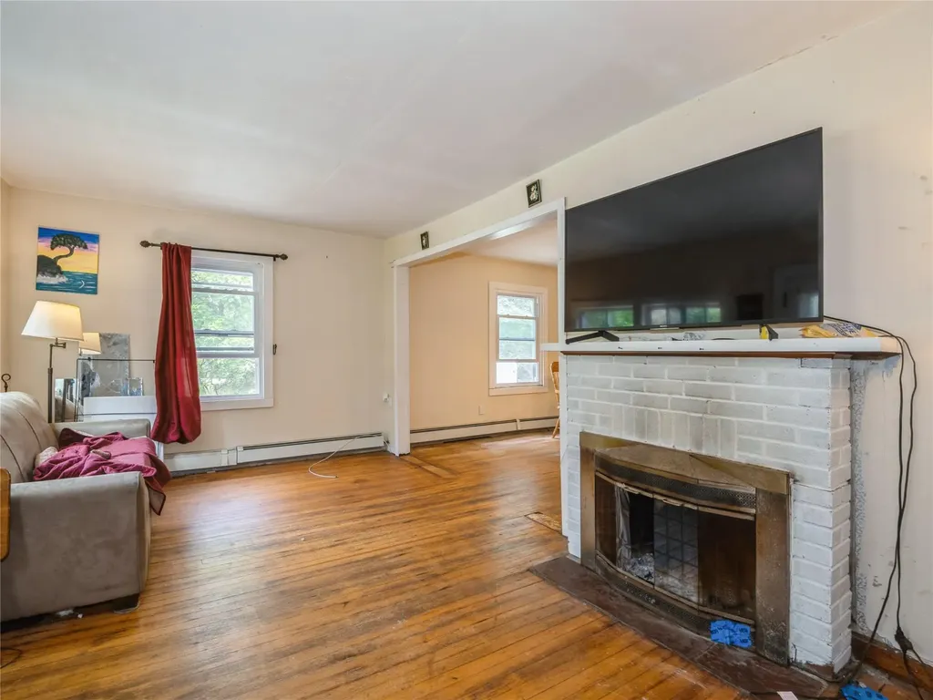 413 Vassar Road Poughkeepsie NY 12603