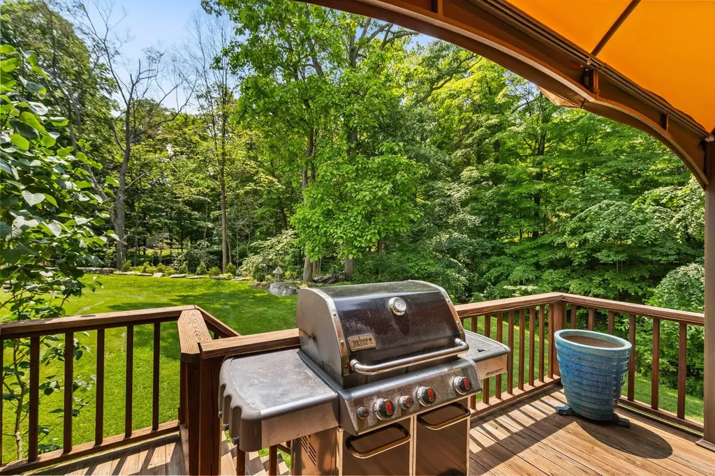 59 Krystal Drive Somers NY 10589