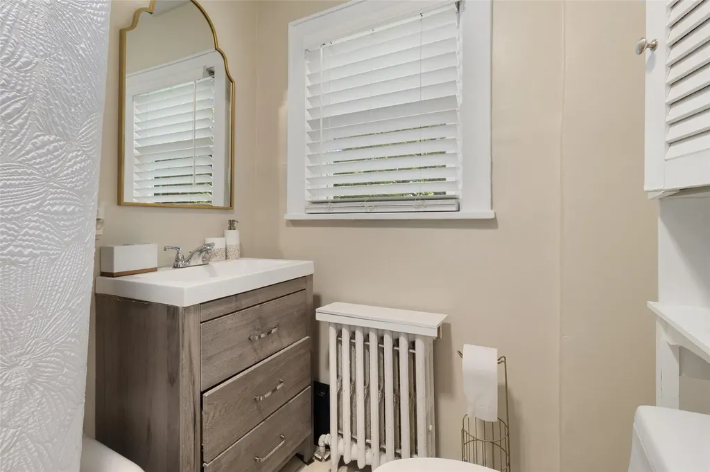 50 Askins Place New Rochelle NY 10801