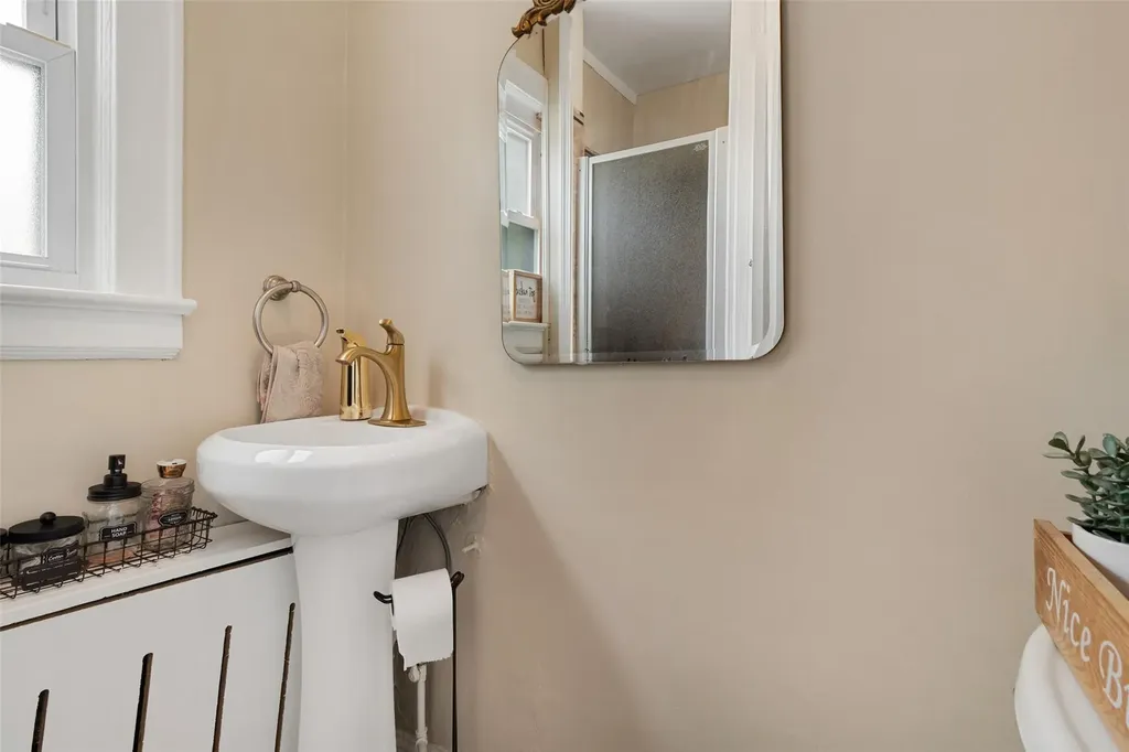 50 Askins Place New Rochelle NY 10801