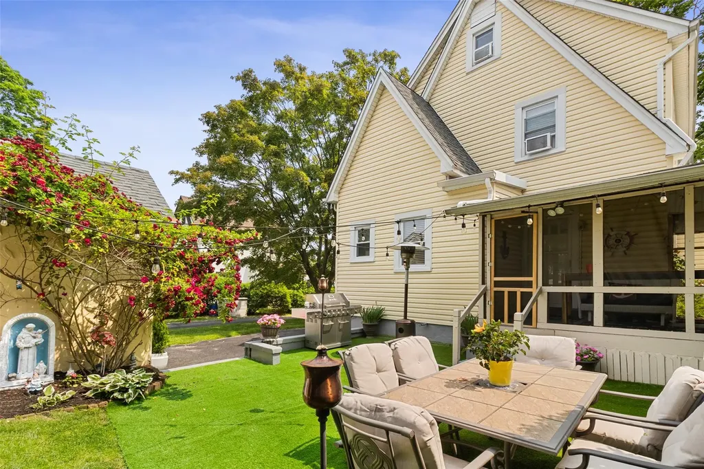 50 Askins Place New Rochelle NY 10801