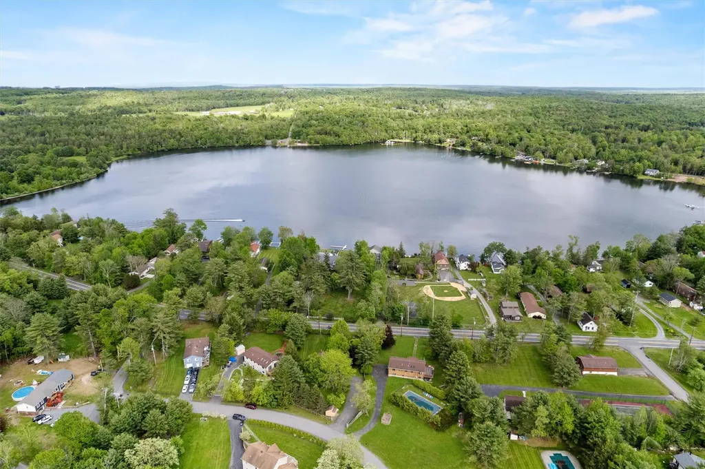 17 Old Congress Road Monticello NY 12701