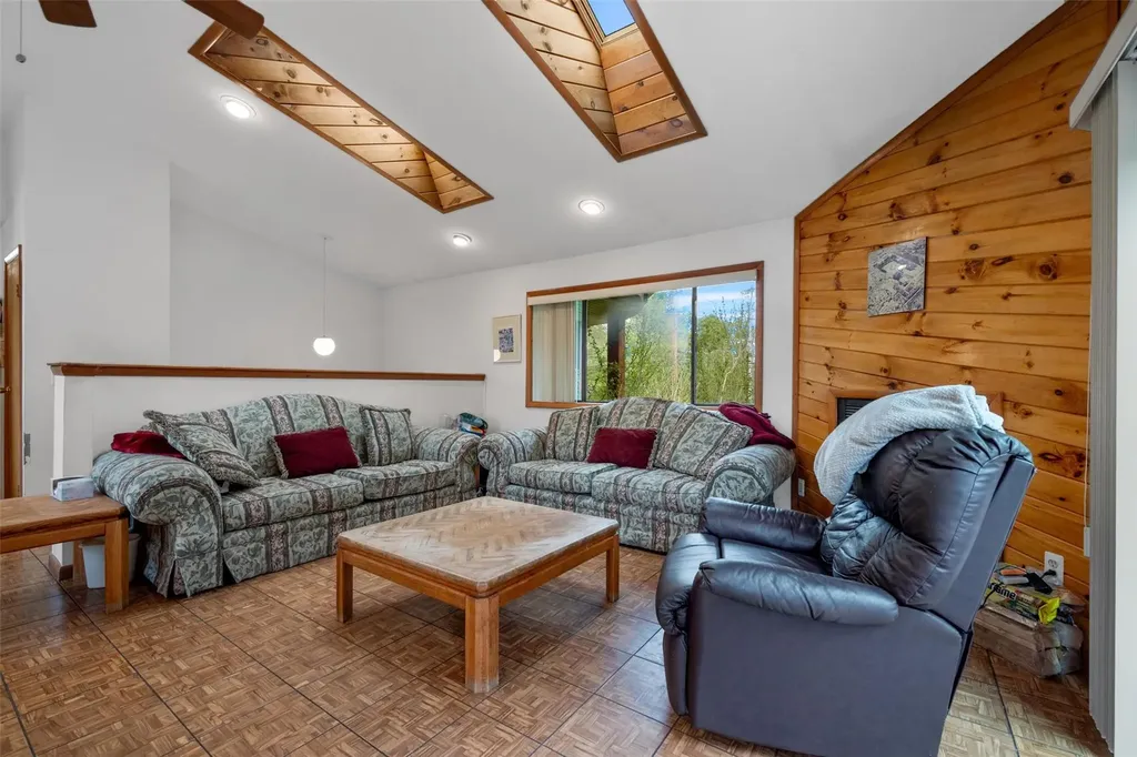 17 Old Congress Road Monticello NY 12701