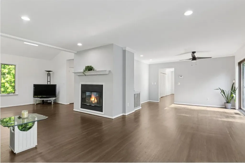 50 Noahs Path Rocky Point NY 11778
