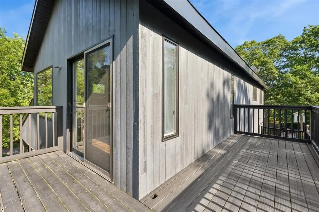 50 Noahs Path Rocky Point NY 11778