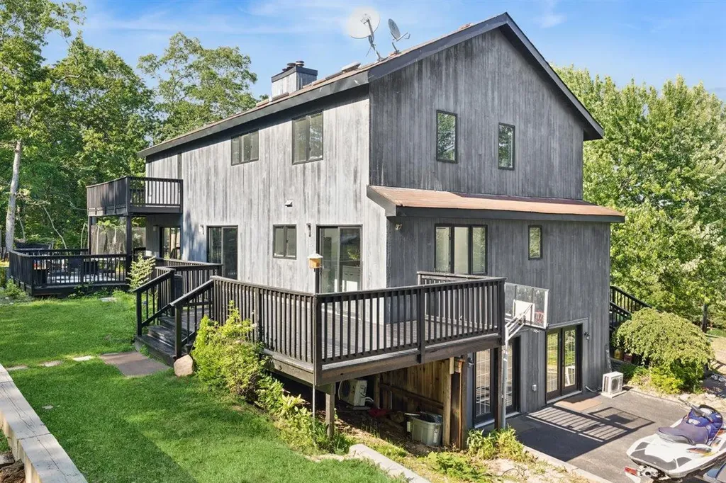 50 Noahs Path Rocky Point NY 11778