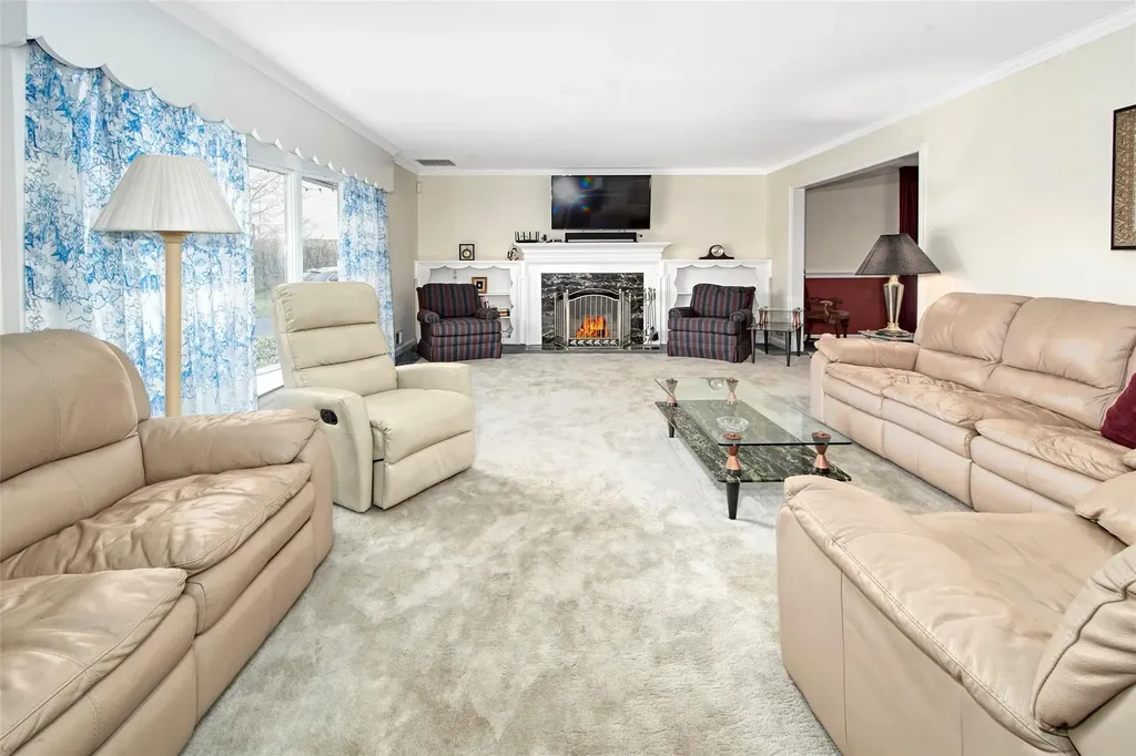 25 Fountain Drive Valhalla NY 10595
