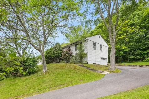 35 Saint Michaels Terrace Carmel NY 10512