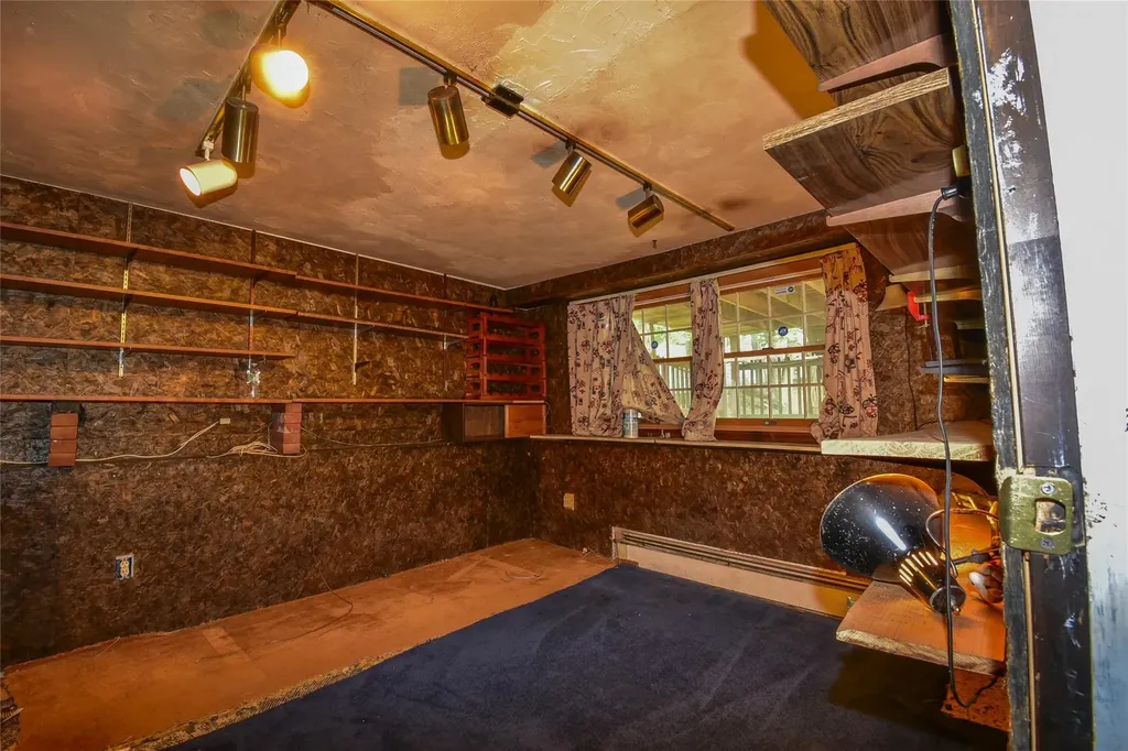 668 Hawkins Road E Coram NY 11727