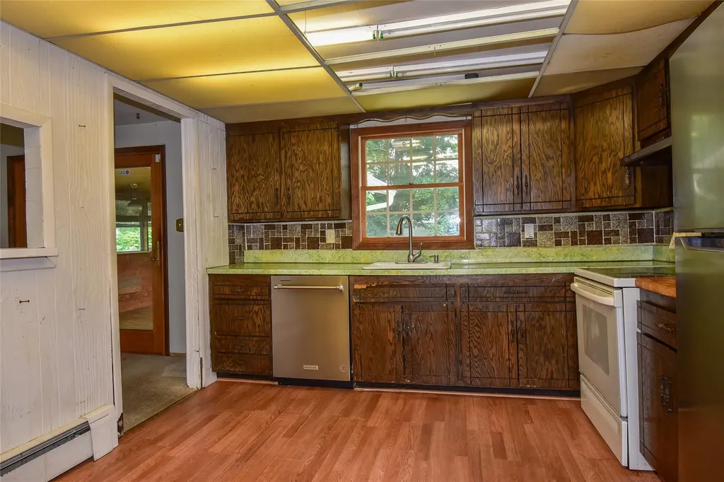 668 Hawkins Road E Coram NY 11727