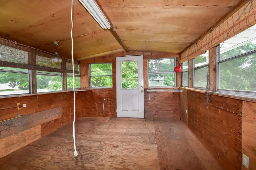 668 Hawkins Road E Coram NY 11727
