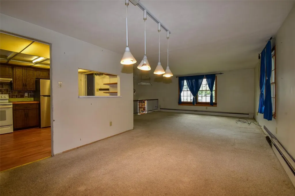 668 Hawkins Road E Coram NY 11727