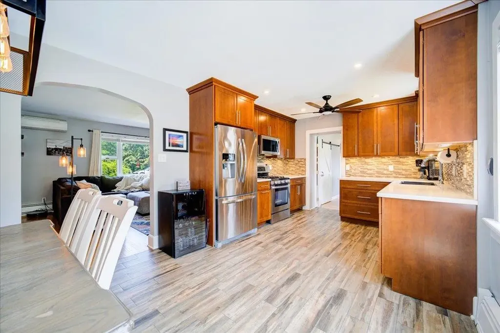 72 Maple Avenue Fishkill NY 12524