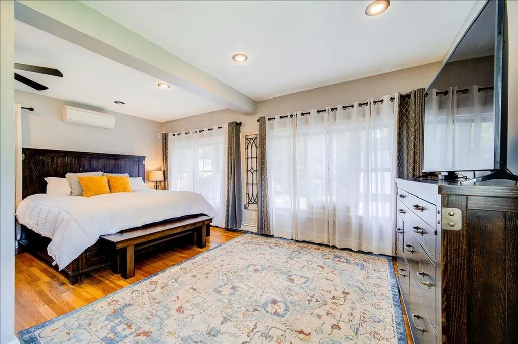 72 Maple Avenue Fishkill NY 12524