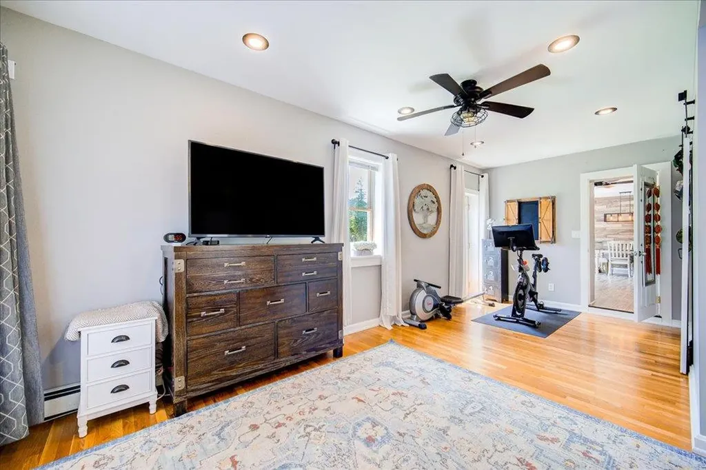 72 Maple Avenue Fishkill NY 12524