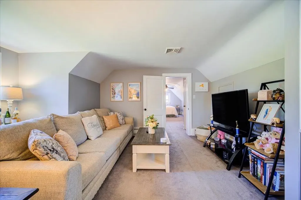 72 Maple Avenue Fishkill NY 12524