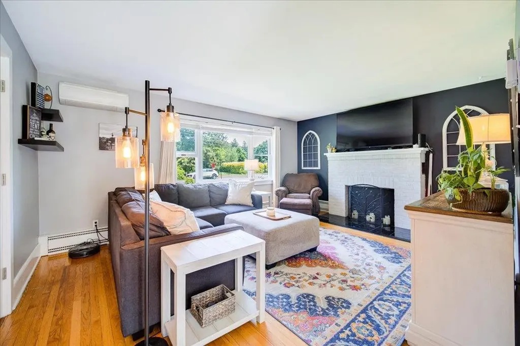 72 Maple Avenue Fishkill NY 12524