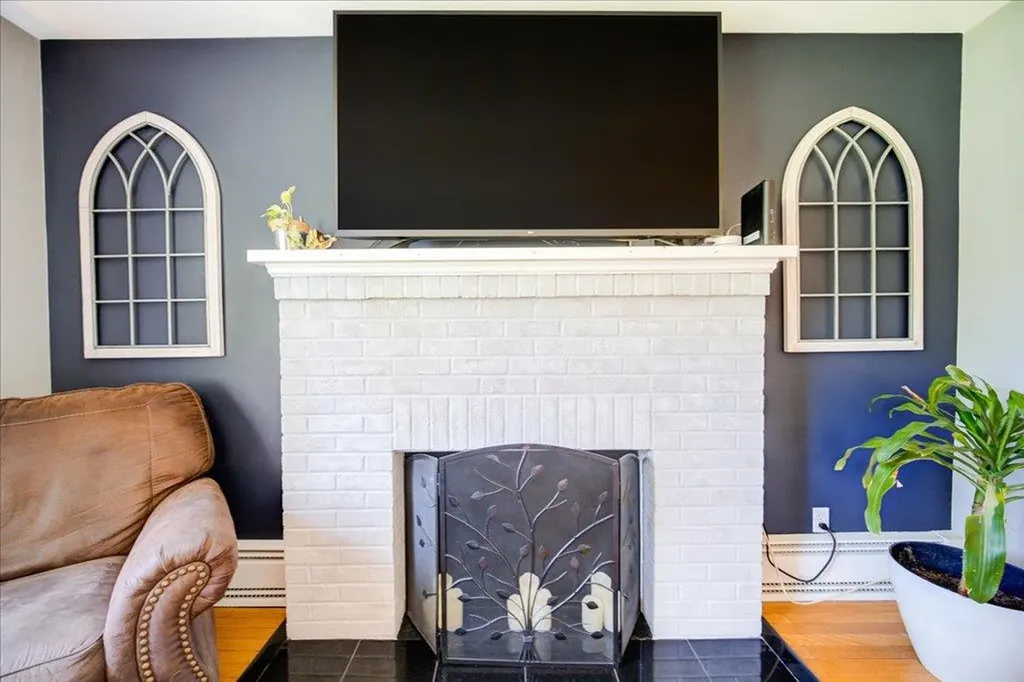 72 Maple Avenue Fishkill NY 12524