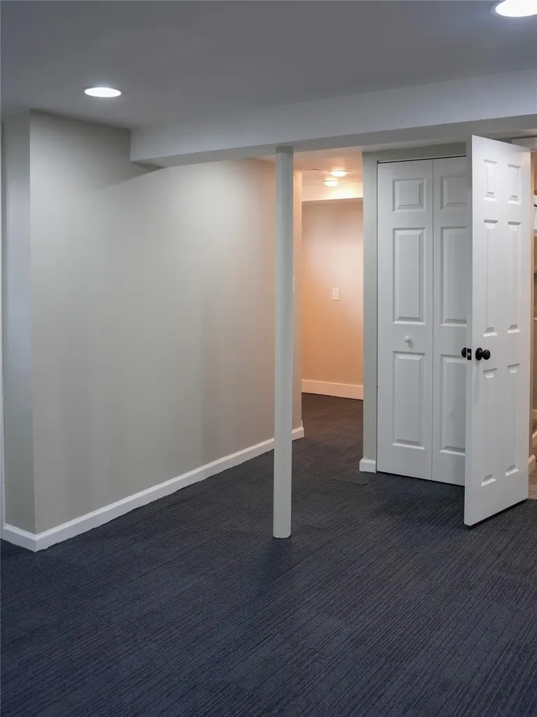 65 Nims Avenue West Babylon NY 11704