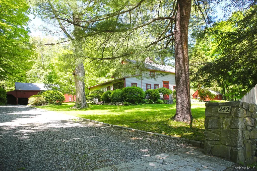 242 Smith Ridge Road South Salem NY 10590