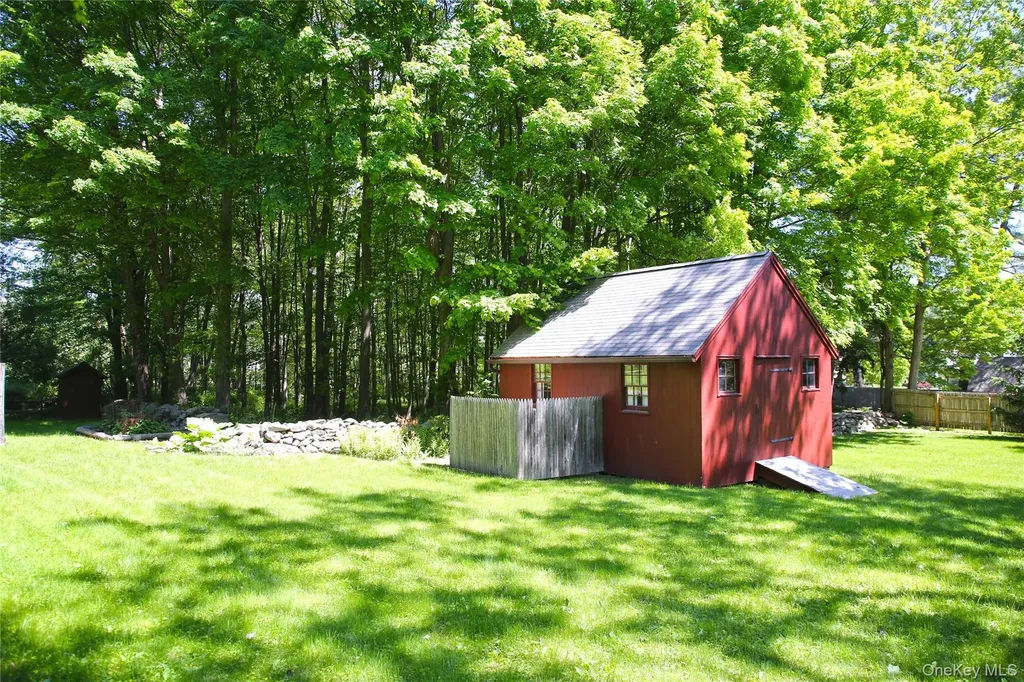 242 Smith Ridge Road South Salem NY 10590