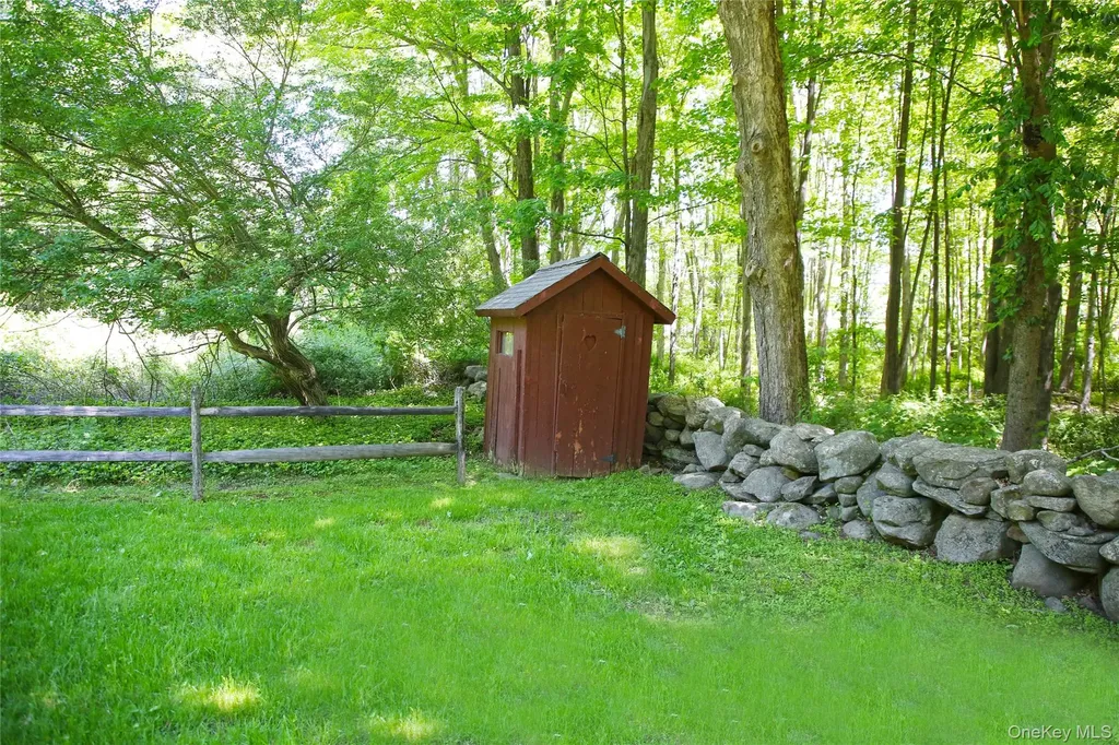 242 Smith Ridge Road South Salem NY 10590