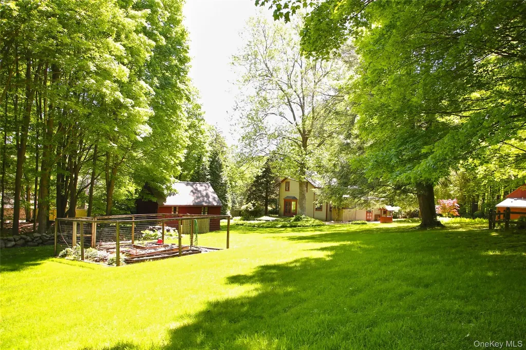 242 Smith Ridge Road South Salem NY 10590