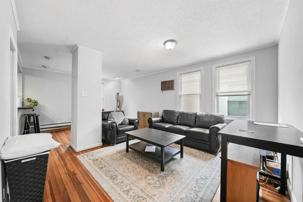 2039 Colonial Avenue Bronx NY 10461
