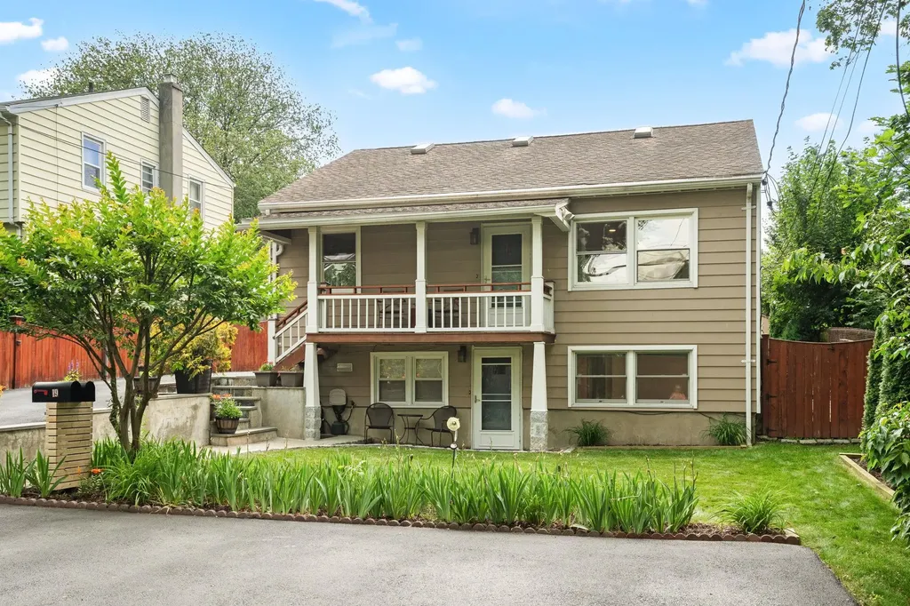 19 Westview Avenue Rye Brook NY 10573