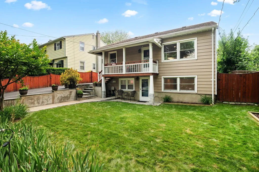 19 Westview Avenue Rye Brook NY 10573