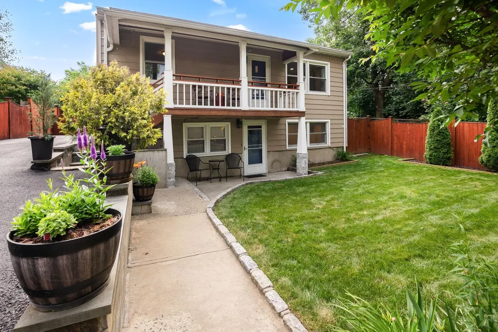 19 Westview Avenue Rye Brook NY 10573
