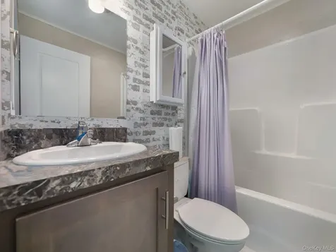 13 Windward Way Stony Point NY 10980